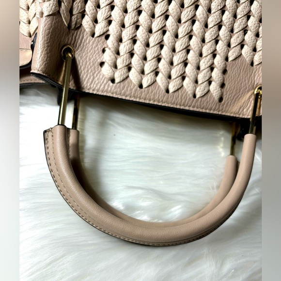 ⭐️SONDRA ROBERTS⭐️Woven Satchel - Picture 4 of 10